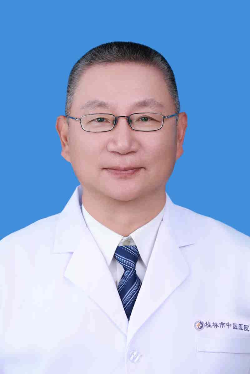 蘇藝群 