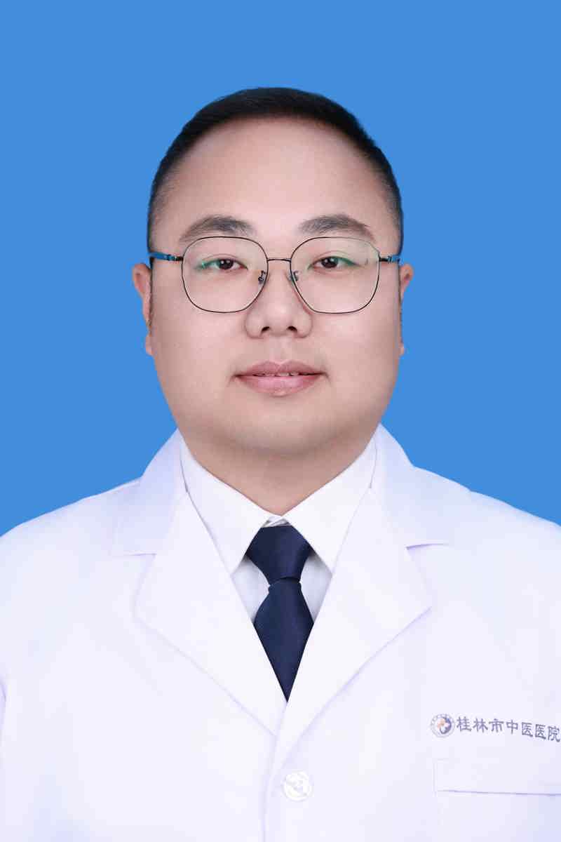 張?jiān)妶?><i></i></div>
				<div   id=