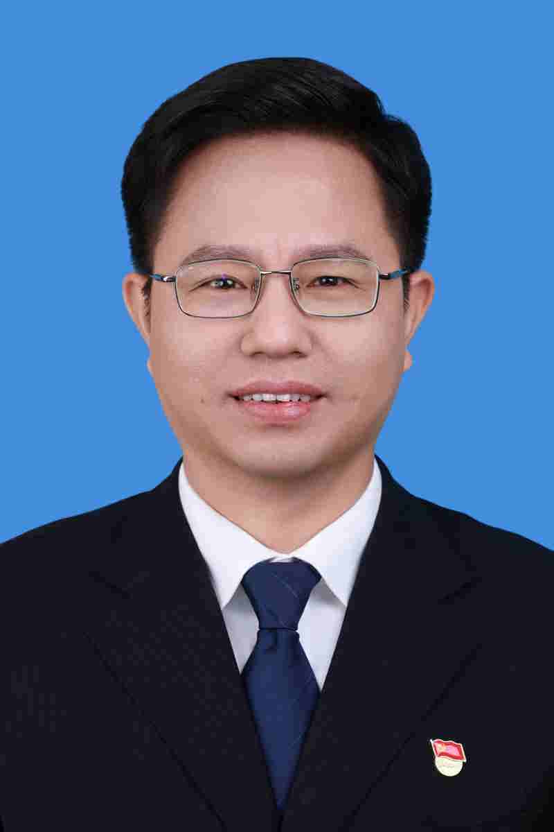 鄧建華