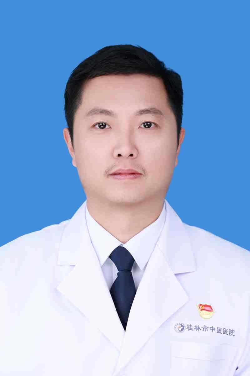 曾偉清